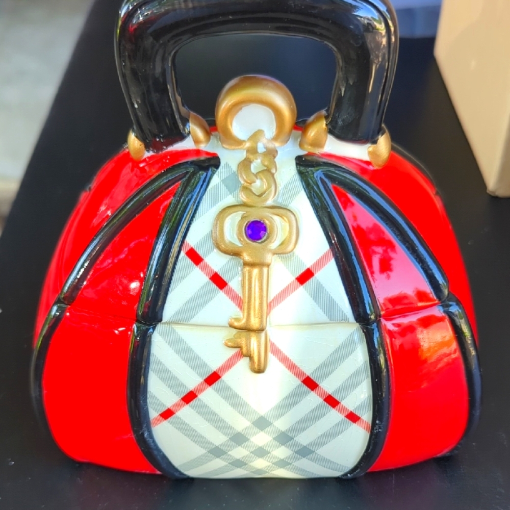 Vintage Small Cookie jar Small Red and Black Women's Bag. More Decor Use